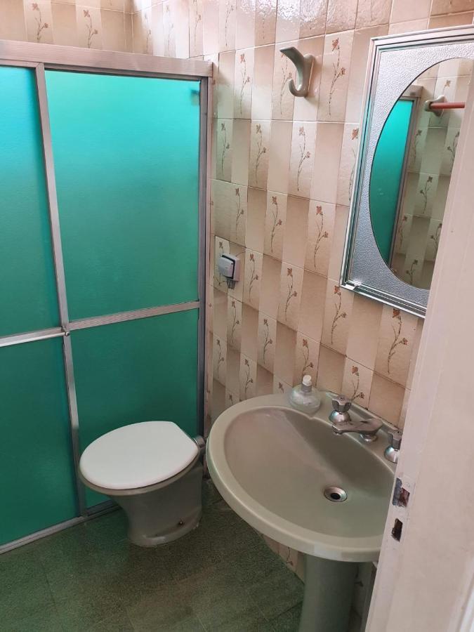Hostel Umuarama Uberlandia Bagian luar foto